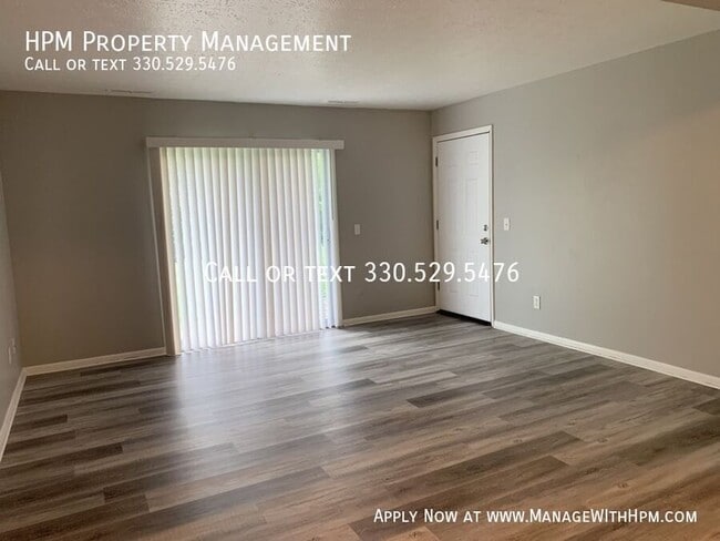 Photo - 4233 Middlebranch Ave NE Unit 4