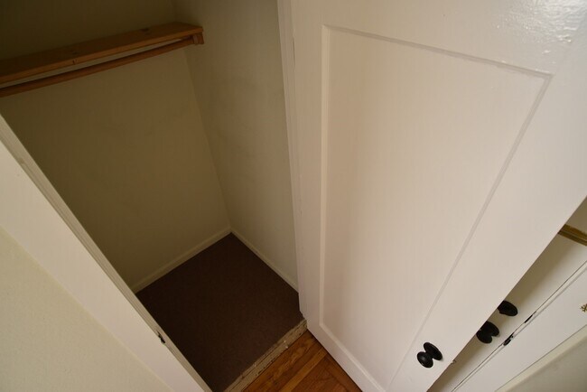 Photo - 535 41st St Unit 8