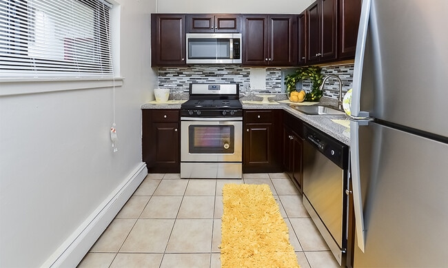 Riverside Towers Apartment Homes