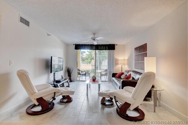 Photo - 135 Yacht Club Way Unit 207