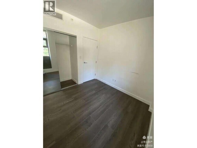 Photo - 5782 Berton Ave Unit 305