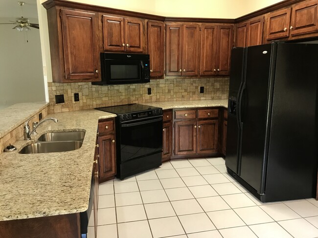 Photo - 10300 Cumberland Ln