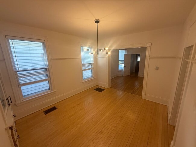 Photo - 2536 N Oakland Ave Unit 2536 N Oakland Ave