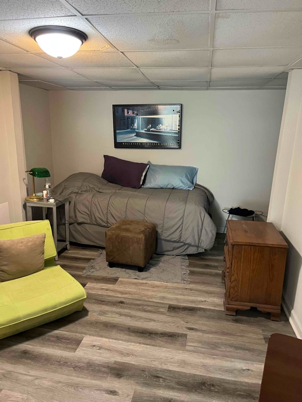 6013 12th Ave Unit Bsmt Studio
