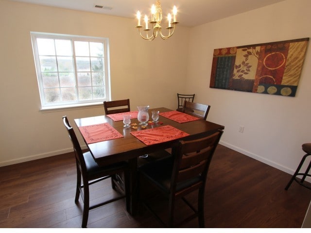 Comfortable dining room
