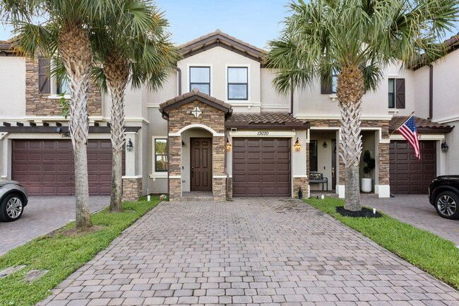 Photo - 13070 Anthorne Ln Townhome