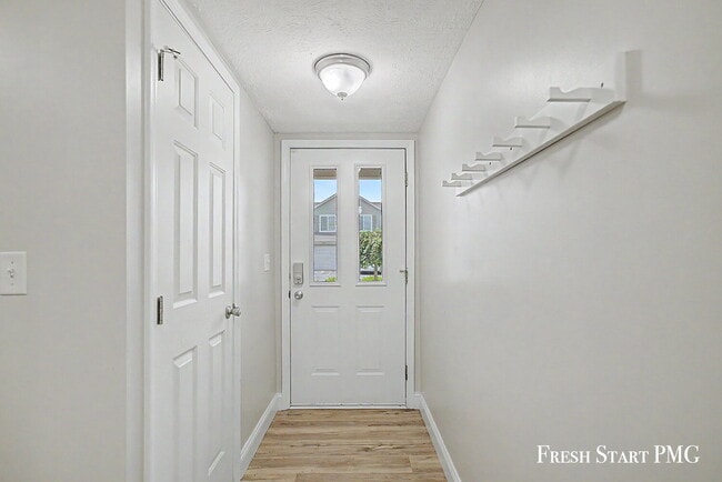 Photo - 4051 Rivertown Ln SW