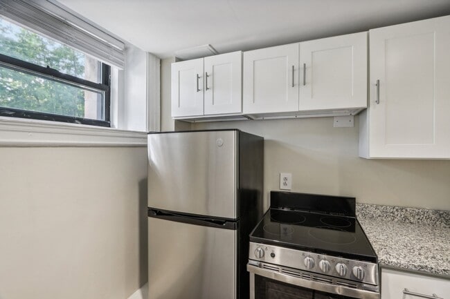 1470 Beacon St Unit A