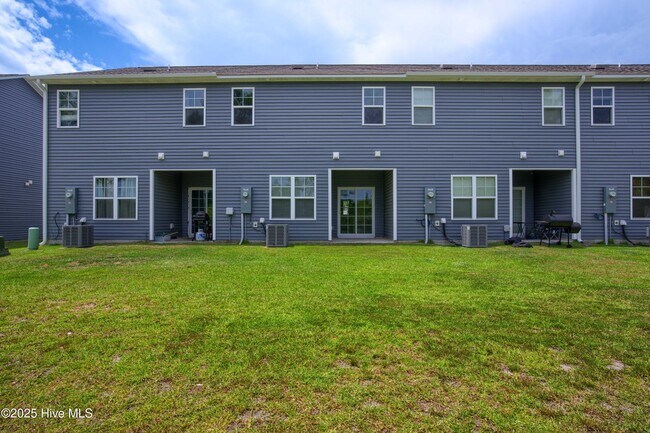 Photo - 329 S Stingray Ln