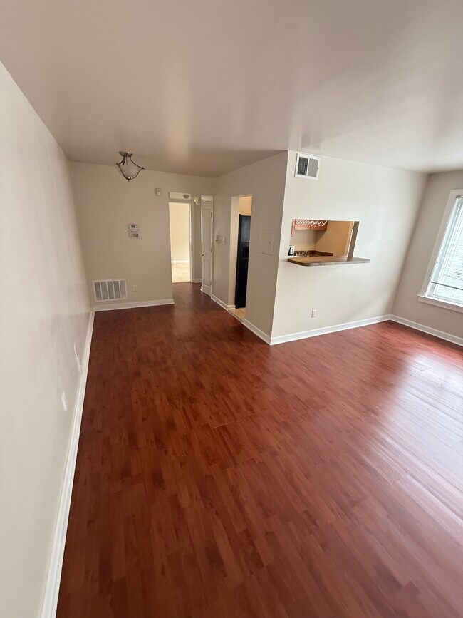 Photo - 705 Brandywine St SE Unit #202