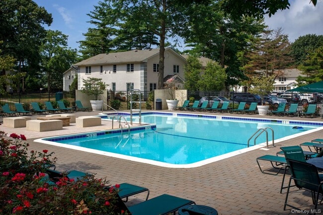 Photo - 23 Weaver Dr Unit 11-1B
