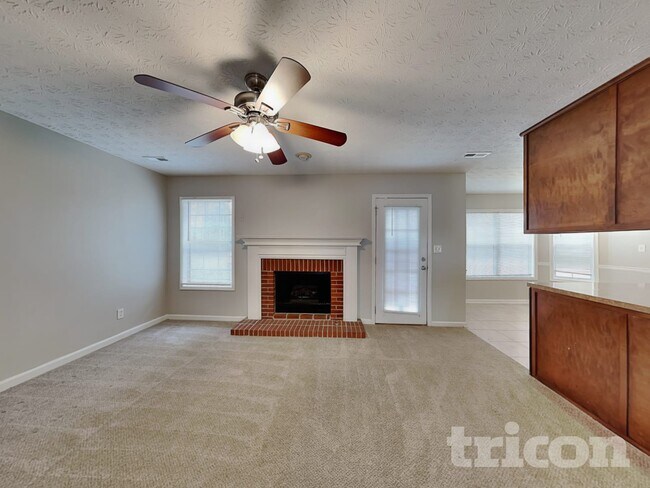 Photo - 235 Red Maple Dr