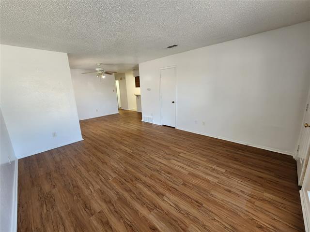 Photo - 315 N Burleson Blvd