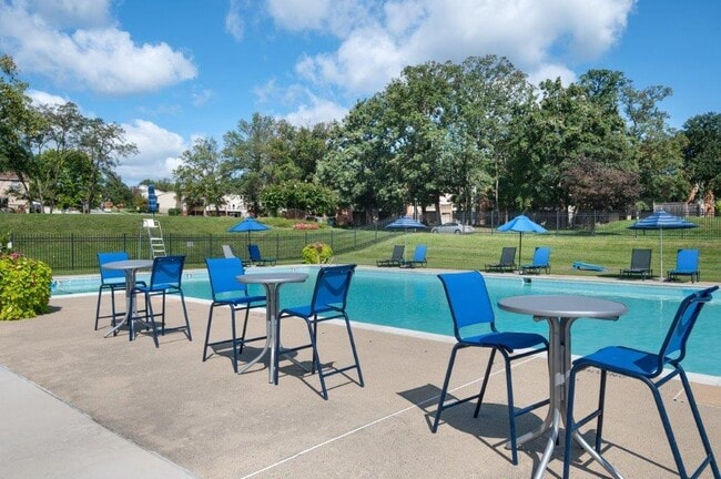 Skylark Pointe Apartment Homes