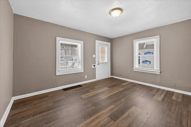 Photo - 2351-2351 Lasalle St Unit 2351 North LaSalle Street