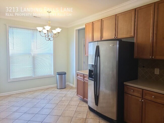 Photo - 3213 Landing Falls Ln