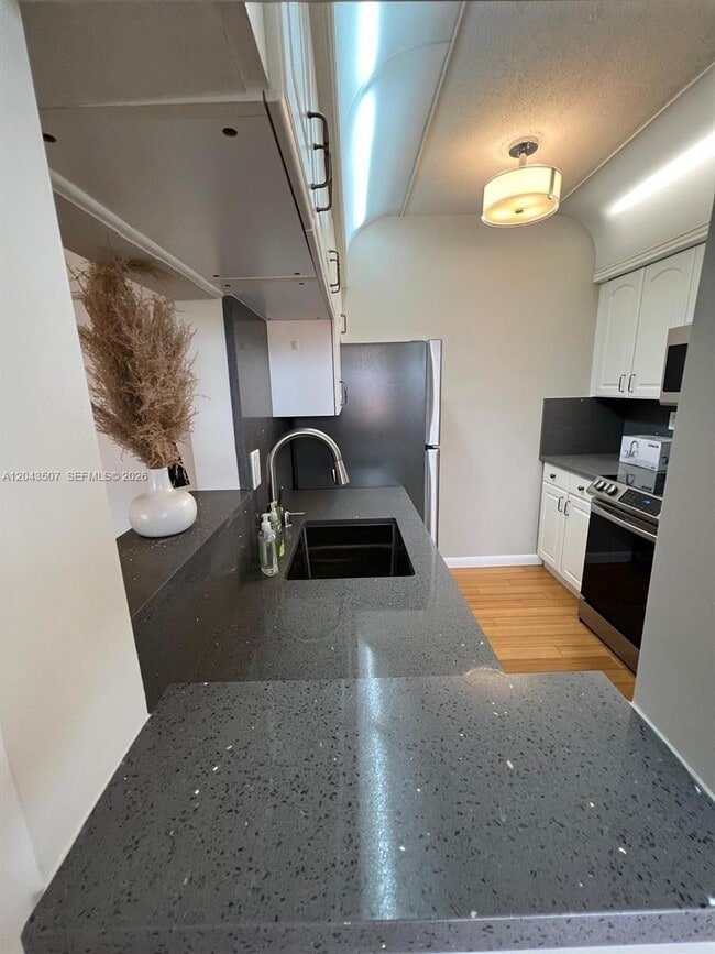 Photo - 1300 N 17th Ave Unit 205