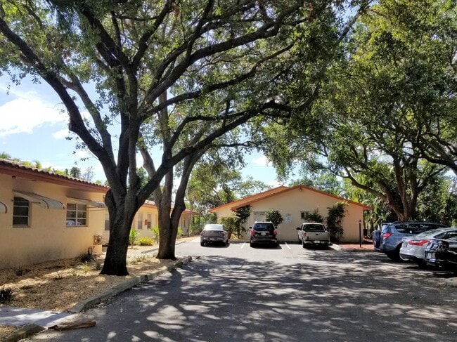 Photo - 2326 Monroe St