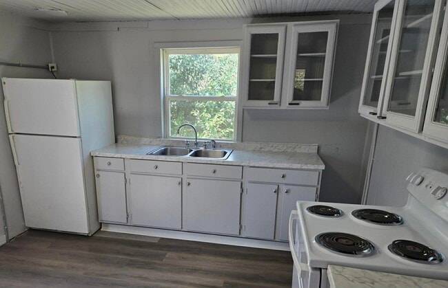 Photo - 78 McCorkle St