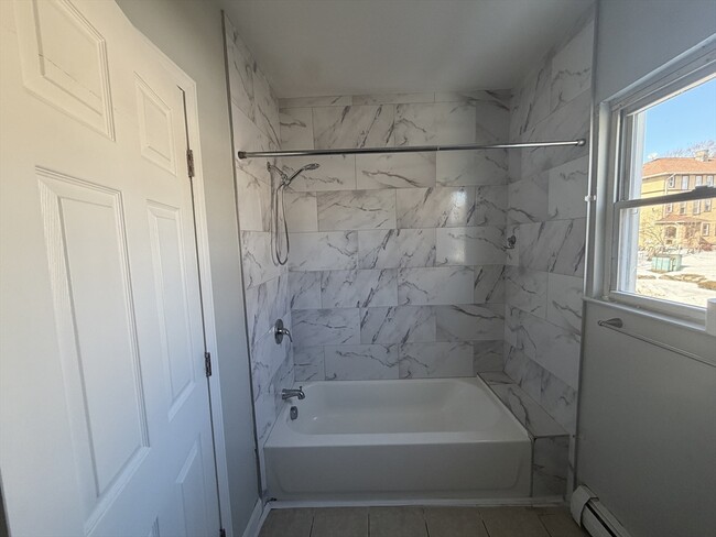 Photo - 1038 Main St Unit 2L