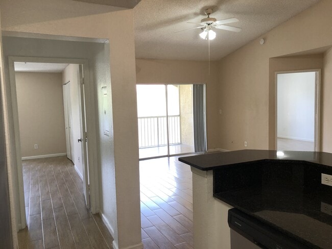 8255 Ibis Club Dr Unit 508
