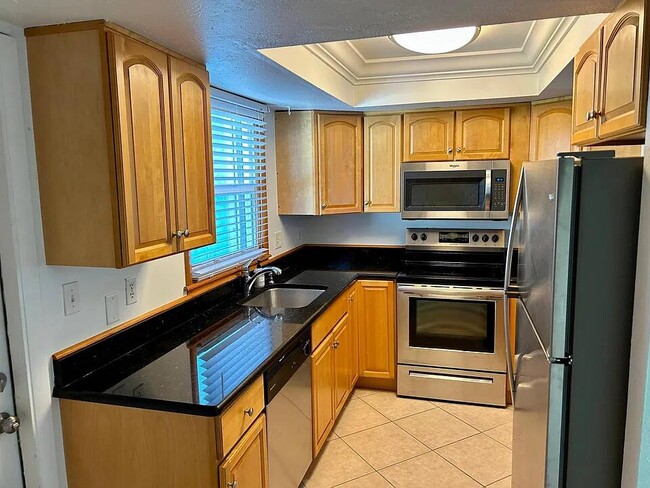 Photo - 802 Shorewinds Dr Townhome