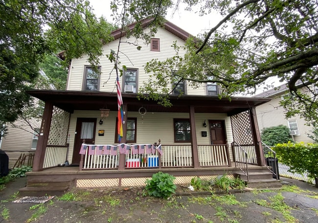 Building Photo - 1742-1744-1744 Wayne Ave Unit 1742