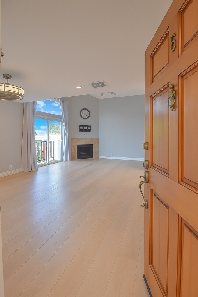 Photo - 12530 Venice Blvd. Unidad 6