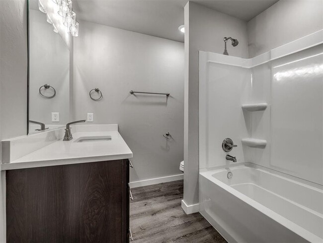 Photo - 8931 NW 109th St