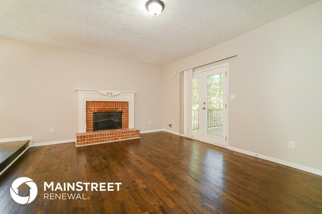 Photo - 801 Redland Dr