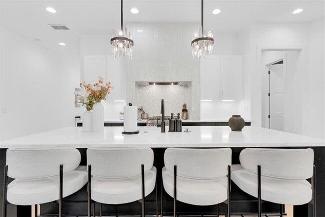 2712 Stargazer Terrace