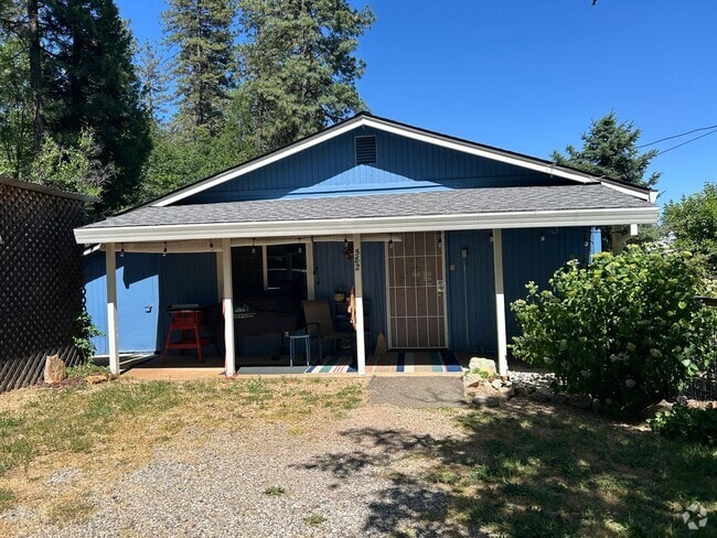 Building Photo - Quaint 1 Bedroom near Condon Park