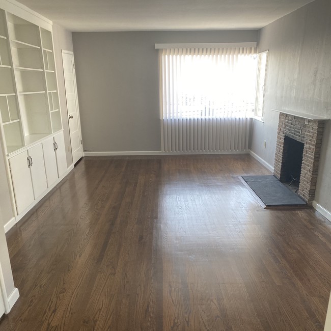 6518 Outlook Ave Unidad 4