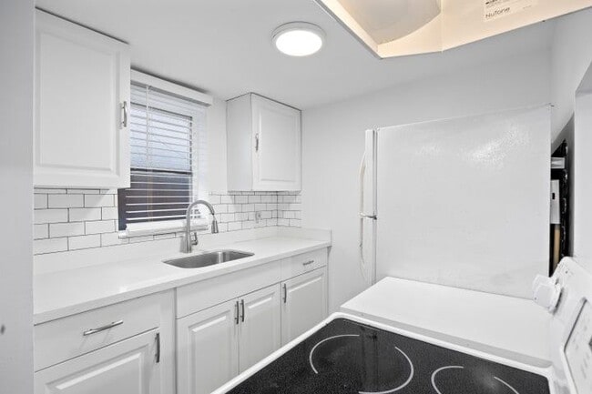 Photo - 1801 NE 56th St Unidad 7