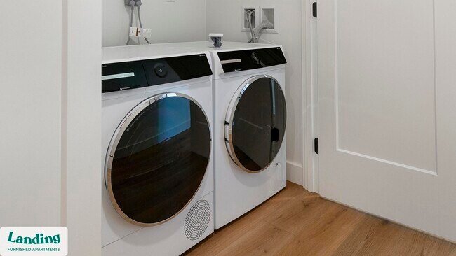 Photo - 632 Howard Rd SE Unidad 332