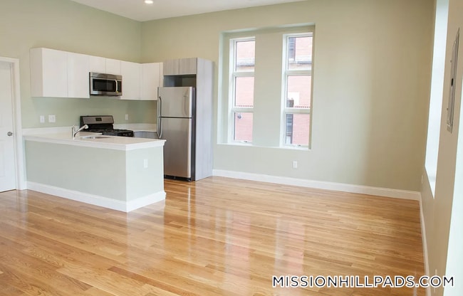 Photo - 409 Dudley St Unit 2