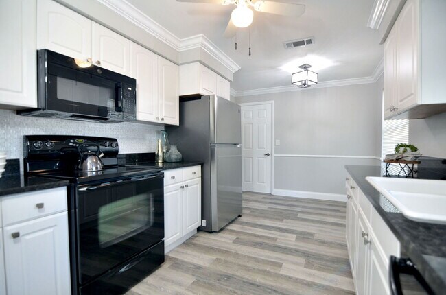 Photo - 10994 90th Terrace