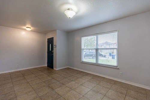 Photo - 6450 Mineral Bay