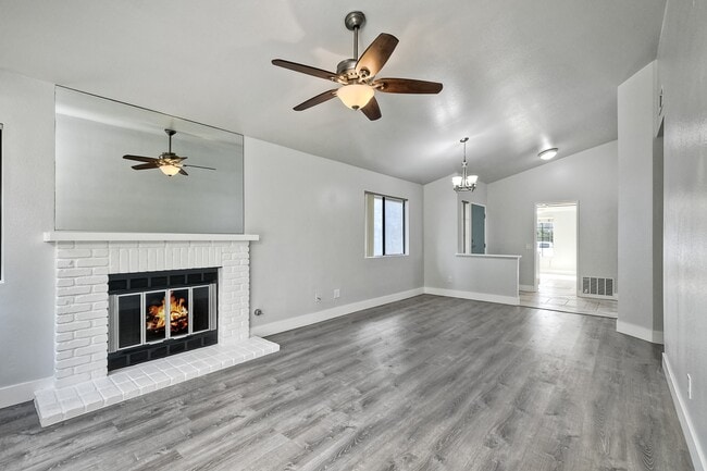 Photo - 6866 Watercourse Dr