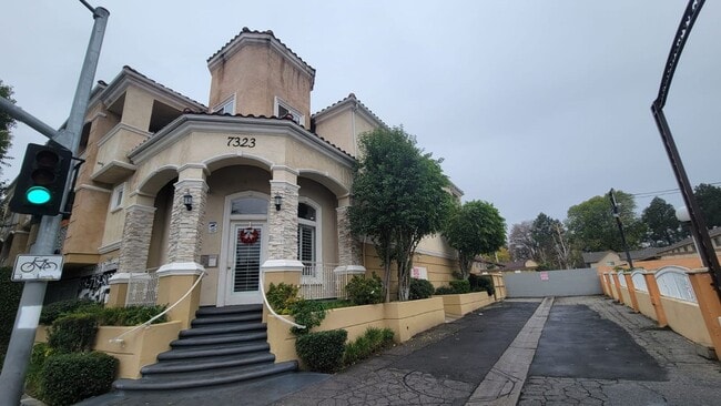 Photo - 7323 Winnetka Ave Unit 104