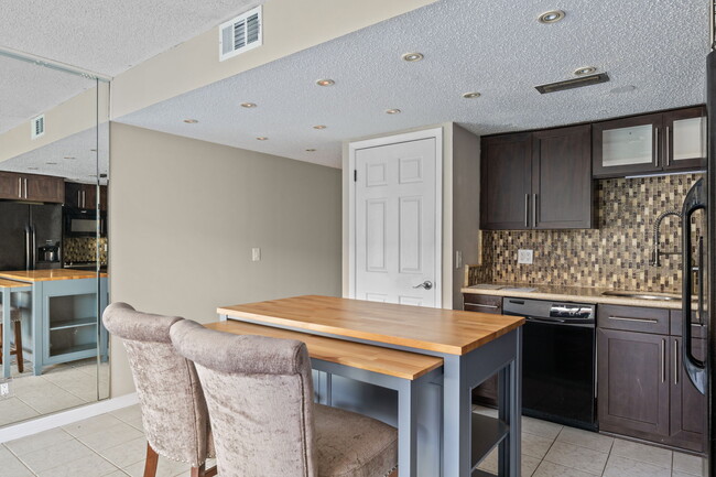 Photo - 1107 1st St S Unit B