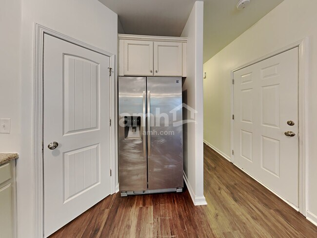 Photo - 108 Citrine Ct