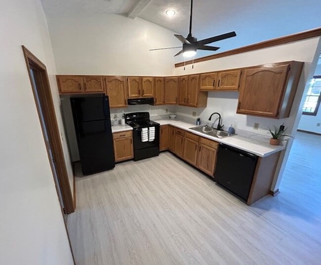 Photo - Updated Ranch with 2 Bedrooms, 1 Bath, and 1-Car Attached Garage in Troy, Ohio - Your Perfect Hom... Unit 1565-A Wayne St