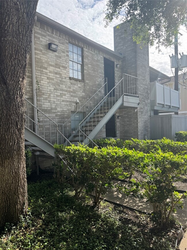 Photo - 10821 Braes Bend Dr