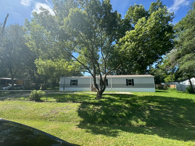 Photo - 15744 Trigonia St House