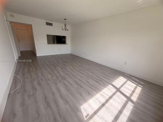 Photo - 20111 NE 27th Ct Unit K102