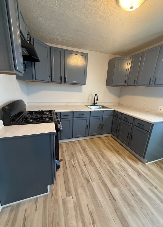 Building Photo - 414 N Wayne Ave Unit 2 Rental