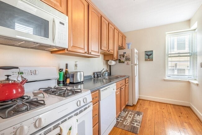 Building Photo - 1 Twomey Ct Unit 1