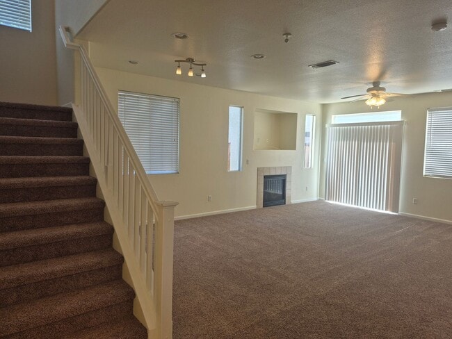 Photo - Adorable 3 bedroom 2.5 bath home with loft