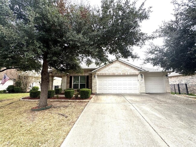 Photo - 807 Centerbrook Pl